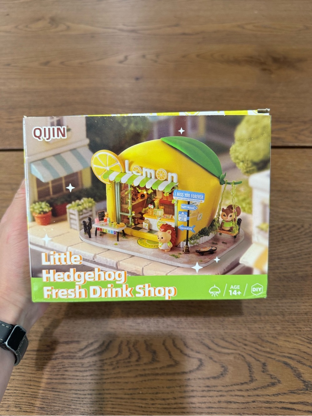 DIY Miniature Little Hedgehog Lemon Drink Shop w/ LED Cute Lemon Cafรฉ Craft Kit - Picture 10 of 13